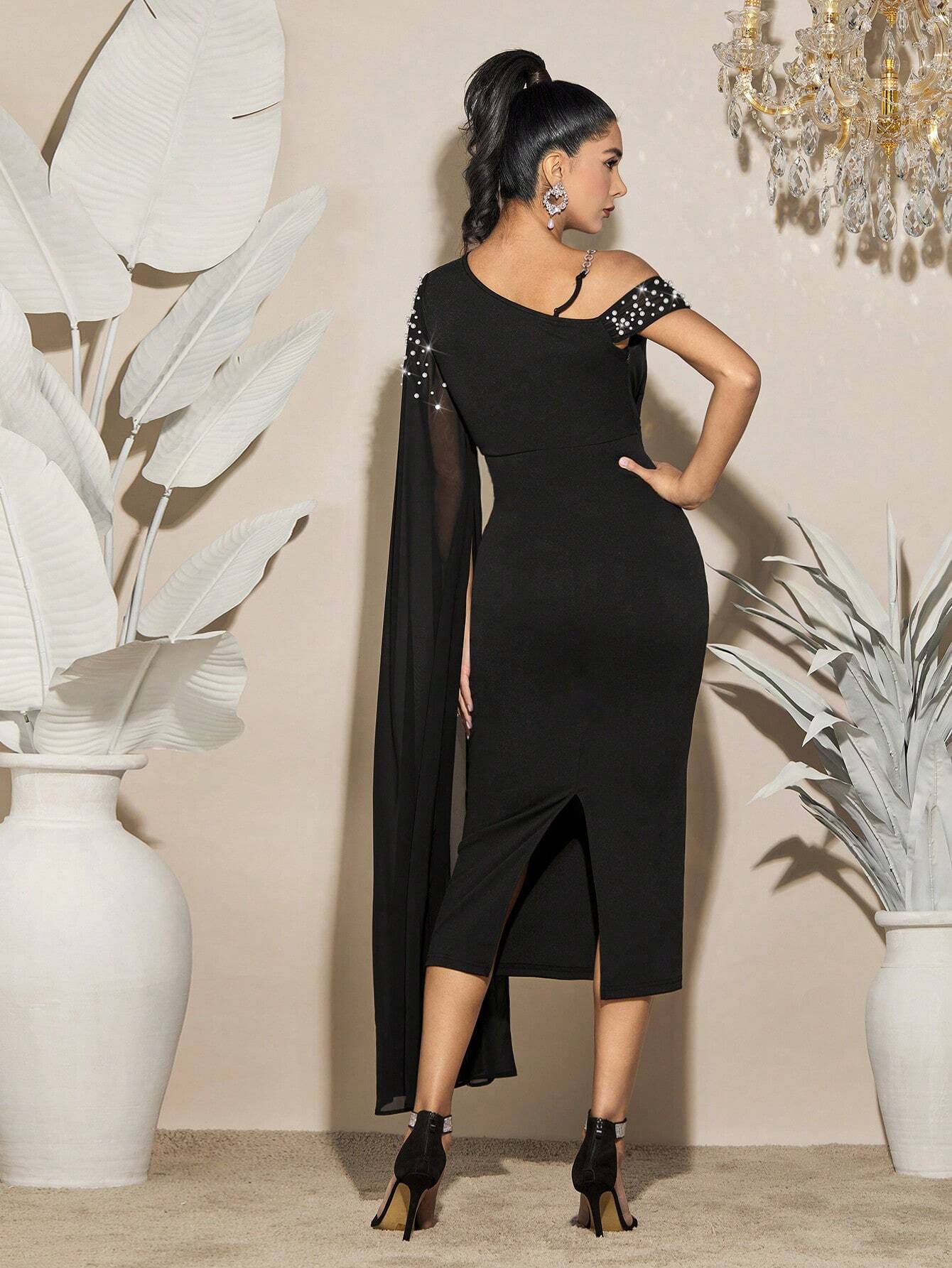 Elizabeth Pearls Beaded Midi Dress - Black