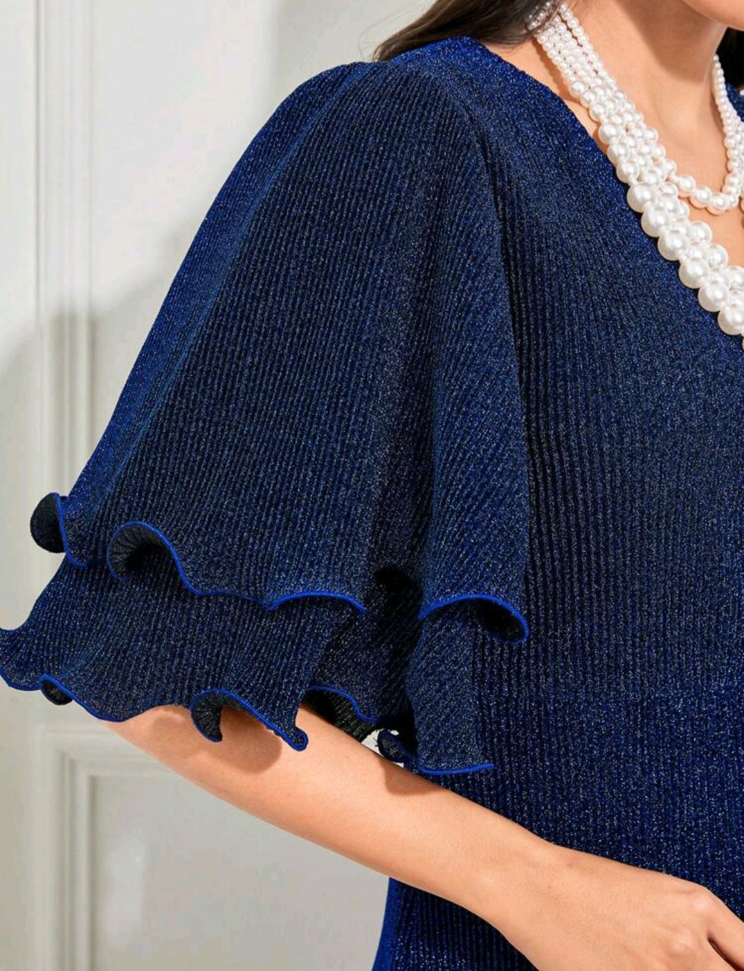 Geneviève Butterfly Sleeve Midi Glitter Dress