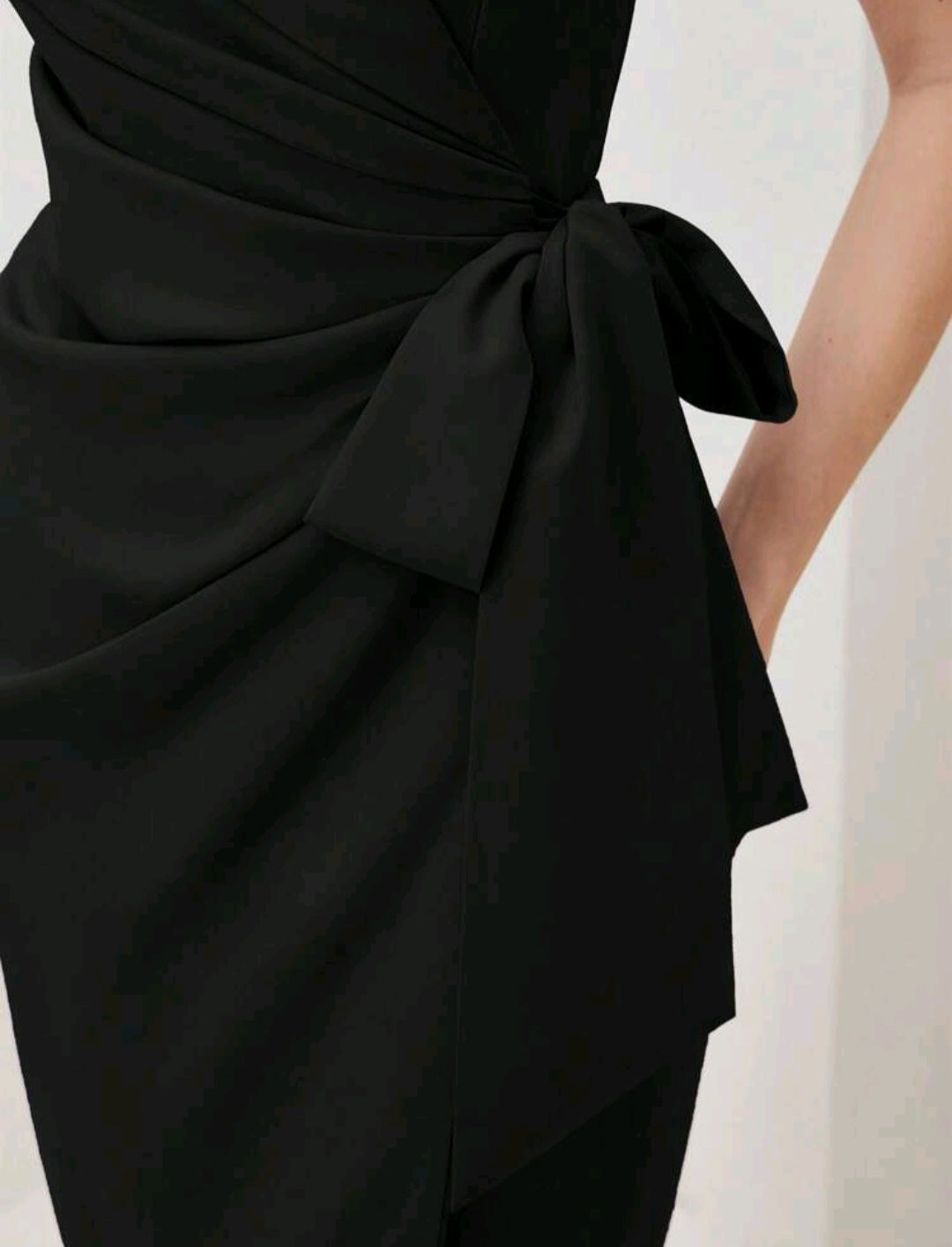 Solid Wrap Knot Side Dress