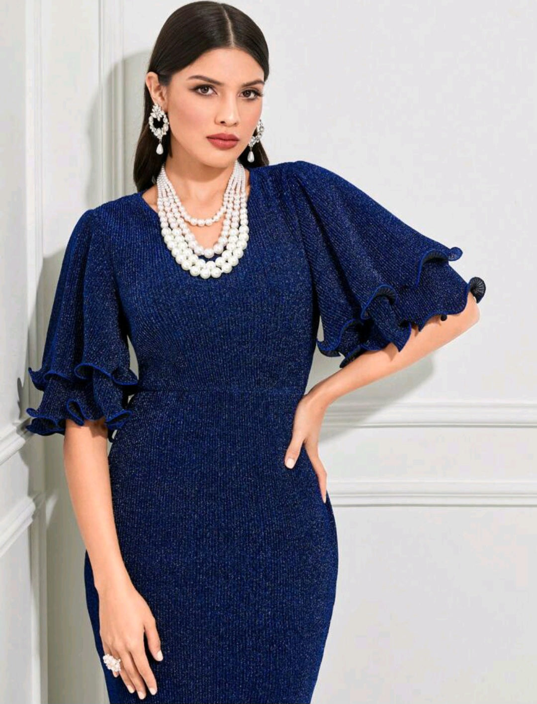 Geneviève Butterfly Sleeve Midi Glitter Dress