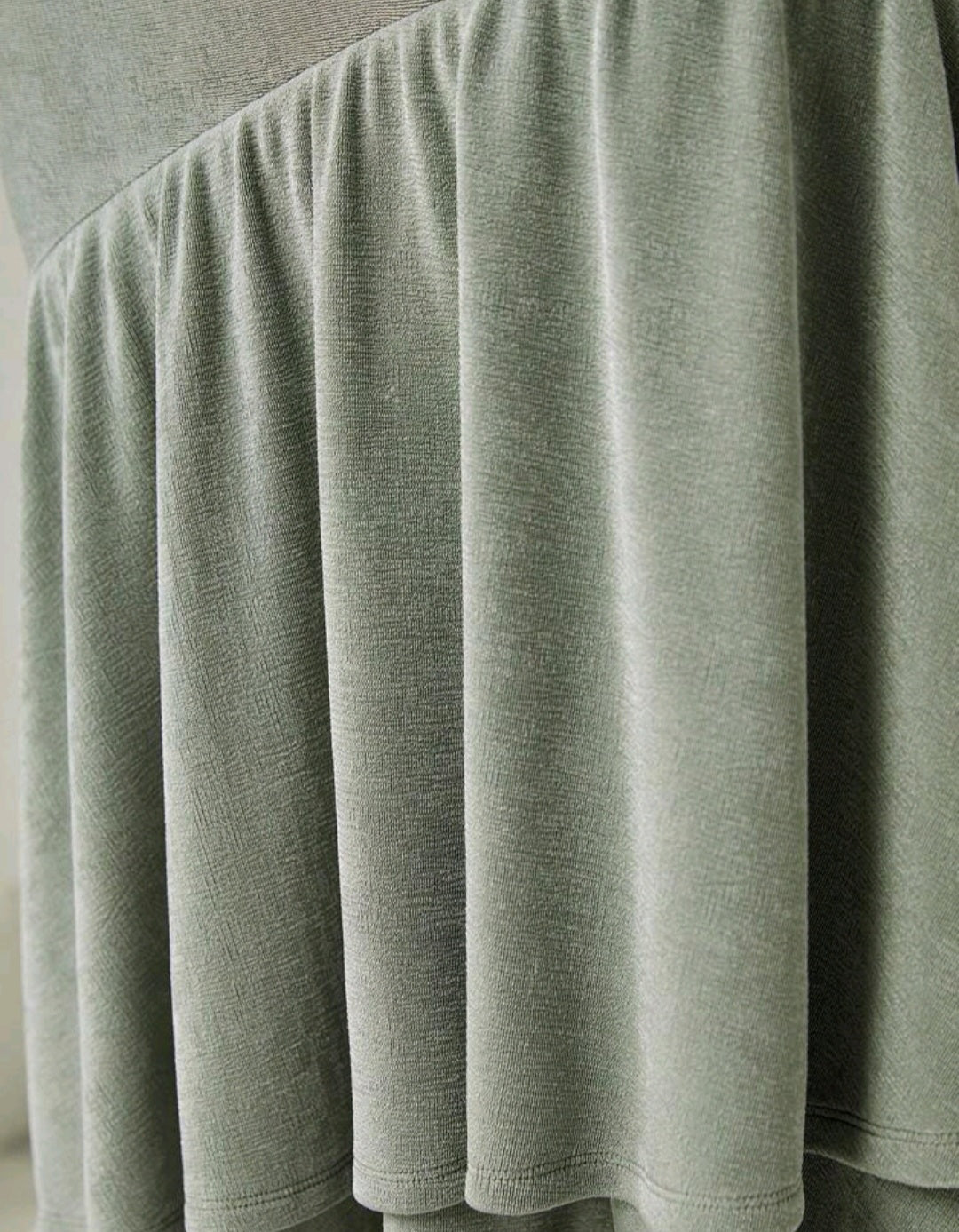 Isla Lantern Sleeve Midi Dress - Mint Green