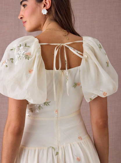 AMANDA ROMANTIC FLORAL DRESS