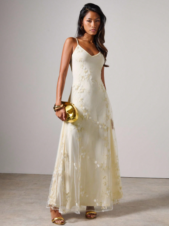 KELLY EMBROIDERY FLORAL MAXI DRESS