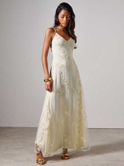 KELLY EMBROIDERY FLORAL MAXI DRESS