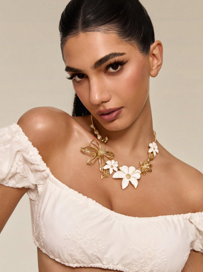 Sophia Oversized Golden Flower Necklace