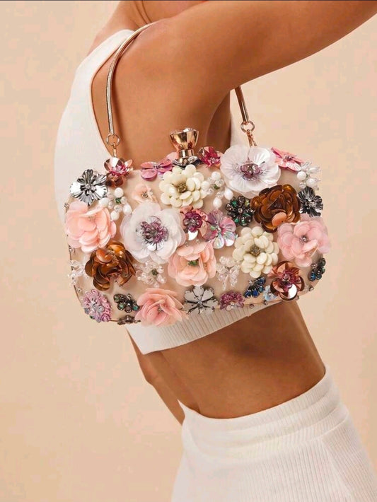 Bennet Flower Clutch